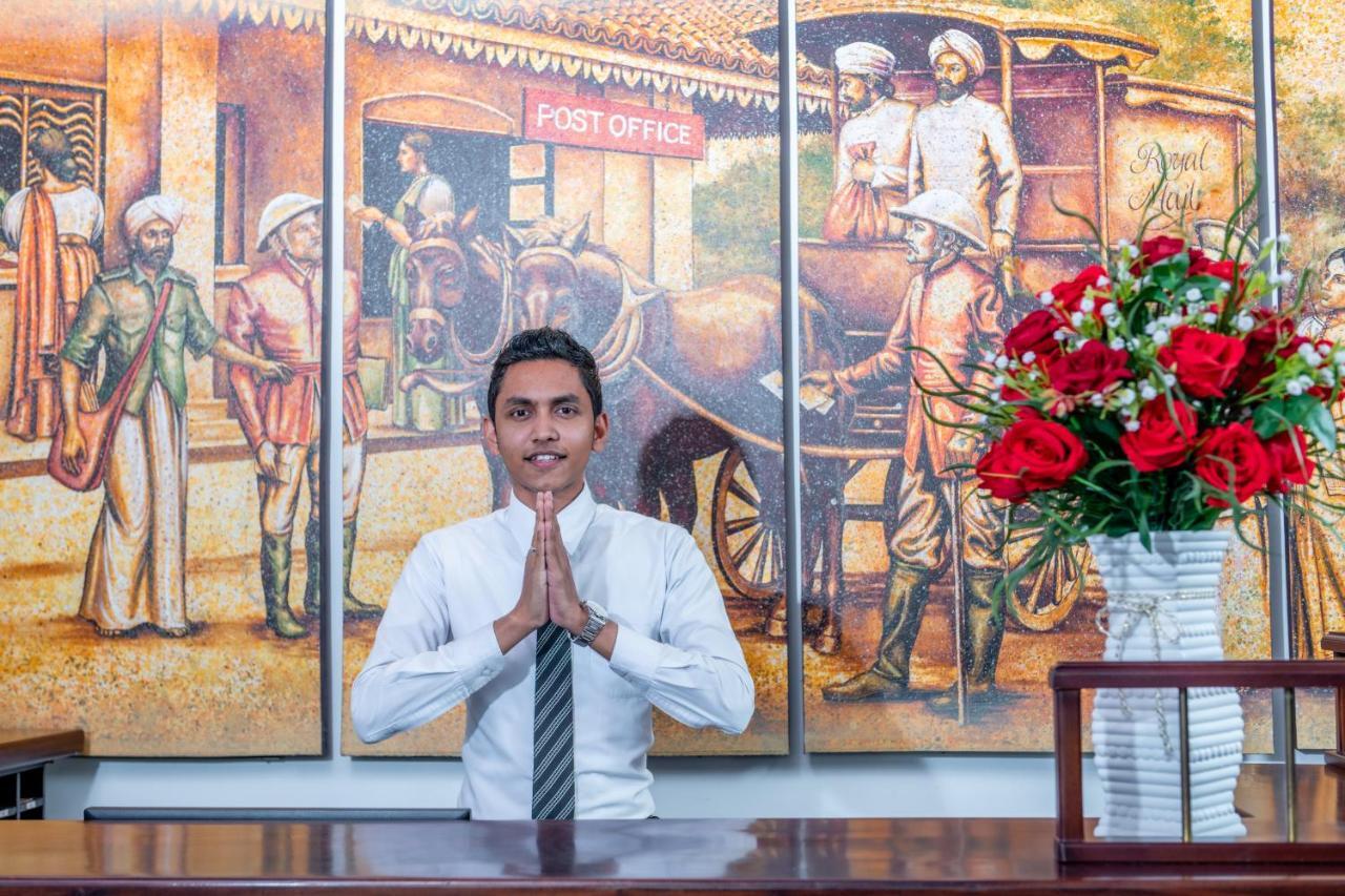 Earl'S Red Colombo Hotel Luaran gambar